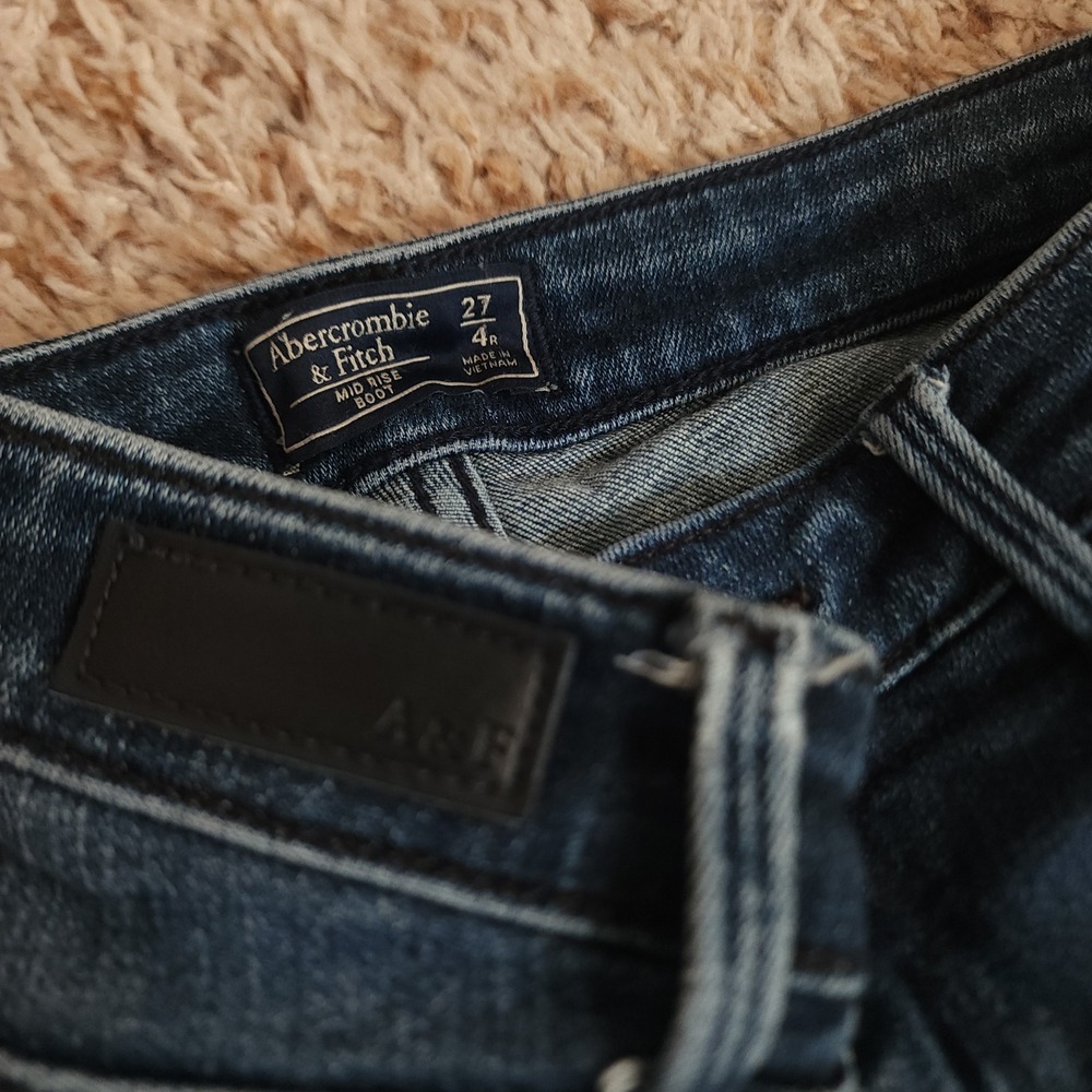 Abercrombie & Fitch Mid Rise Boot Jeans Women 27/4R‎ Dark Wash Stretch Denim
